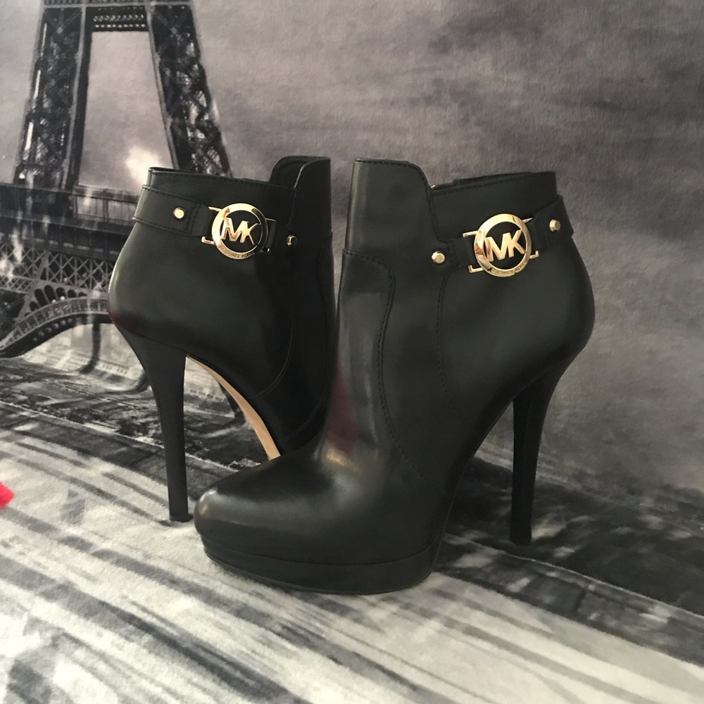 MK Leather Black Bootie